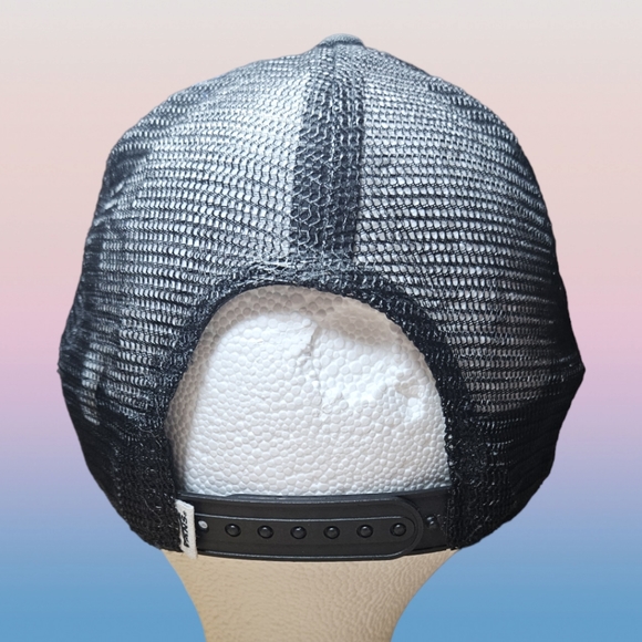 Vans Beach Holiday Black Trucker Hat - Picture 3 of 8